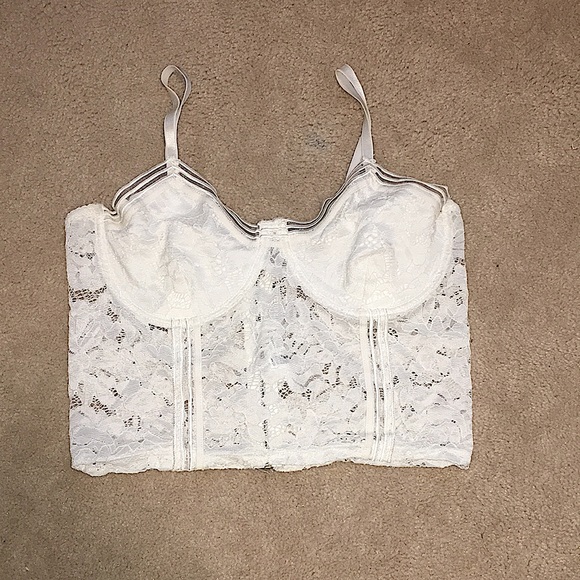 Crop top - Picture 1 of 4